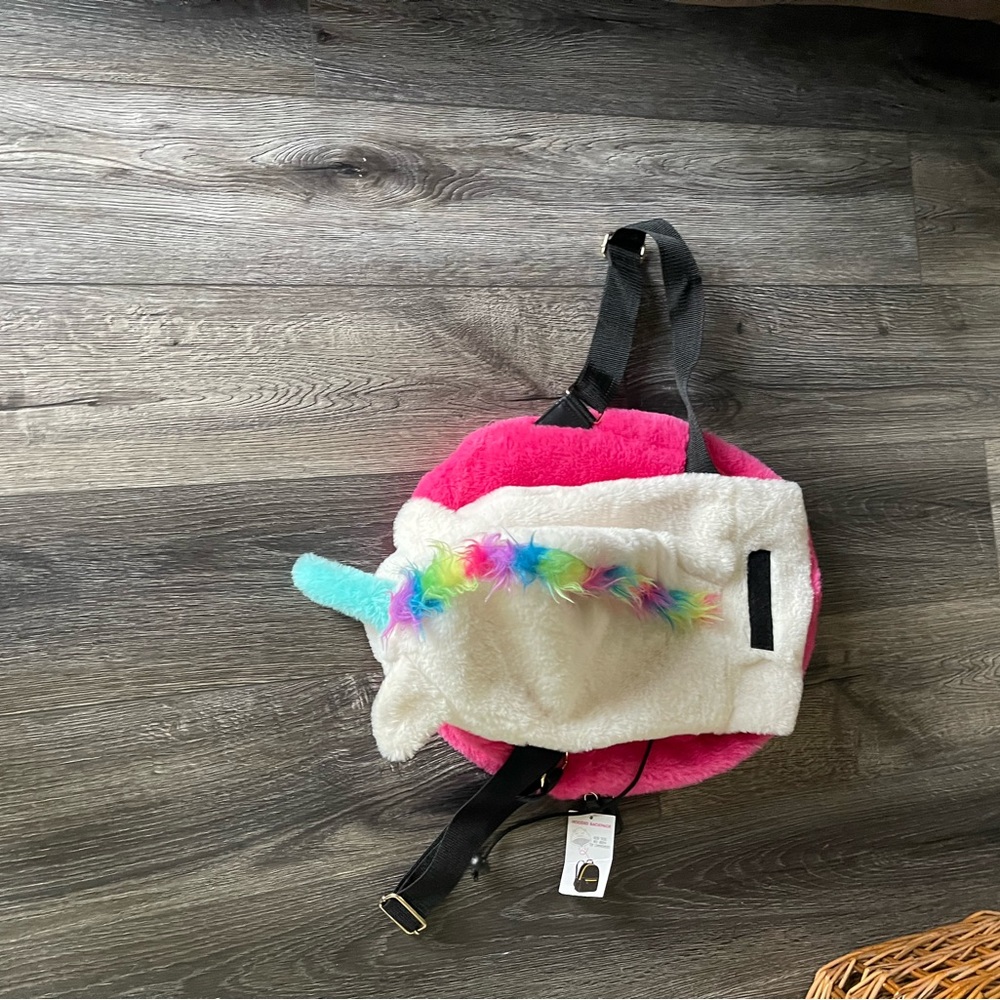 Unicorn back pack - Picture 2 of 7